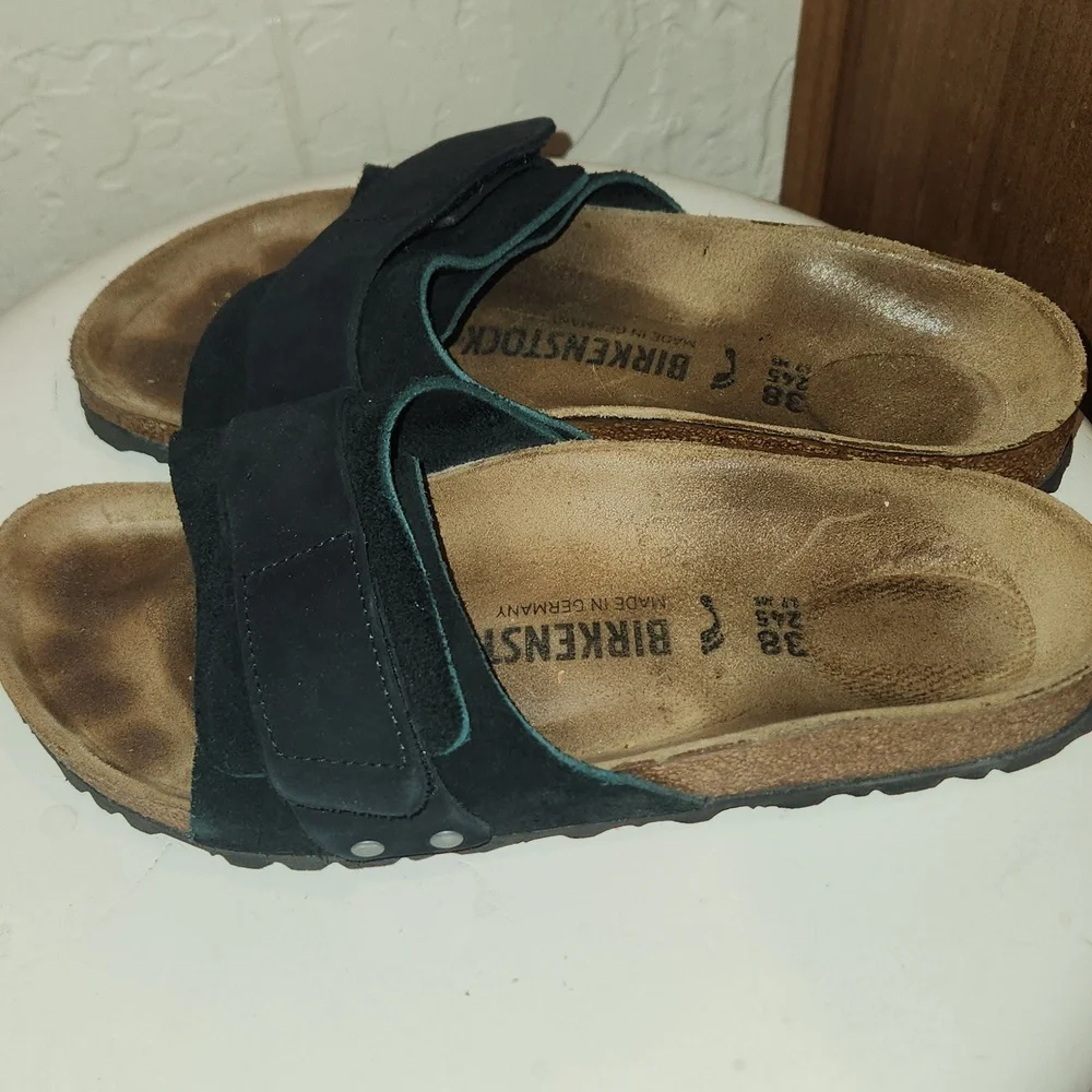 Birkenstock Slide Sandals. Black Suede Size 38 Regular Width - Picture 3 of 3